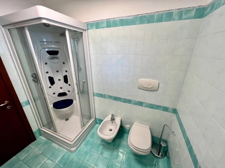Beija Flor-Trilocale Piazza Garibaldi N18 Apartamento Desenzano del Garda Exterior foto